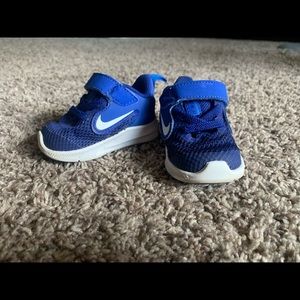 Baby Blue Nike shoes size 2C